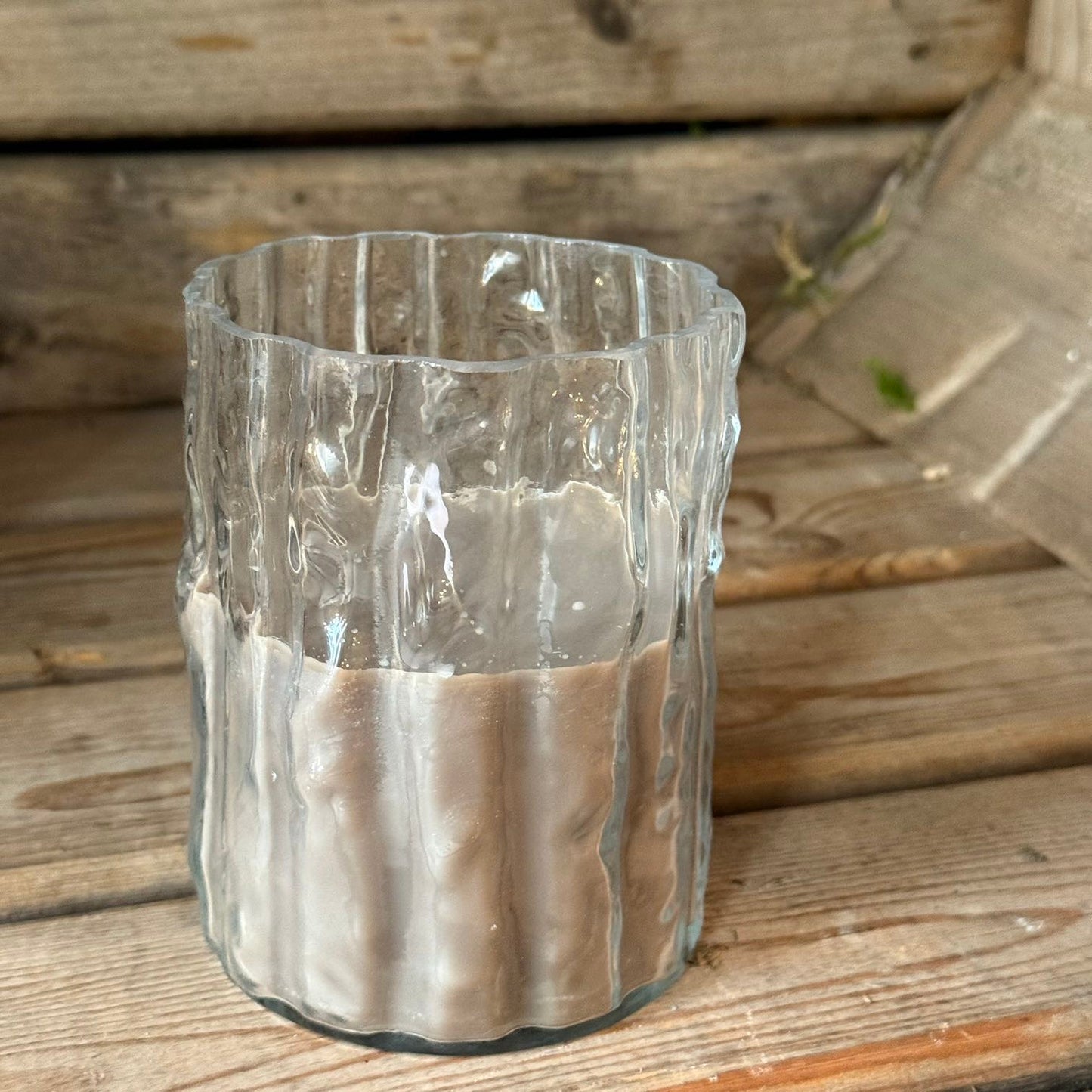 Naturinspirierte Glasvase inkl. Kerzenwachs