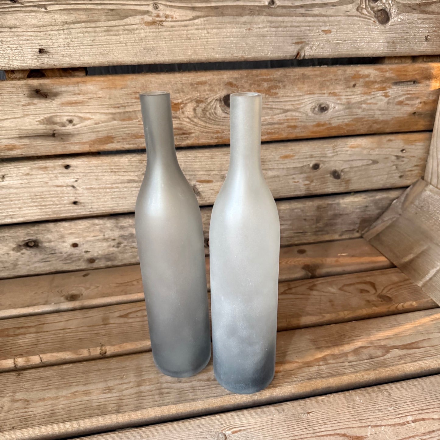Satinierte Glasflaschen