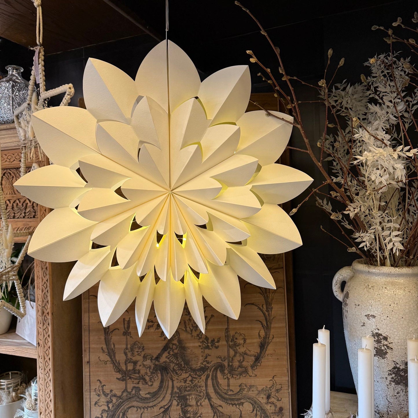 Papier Stern mit Lichterkette