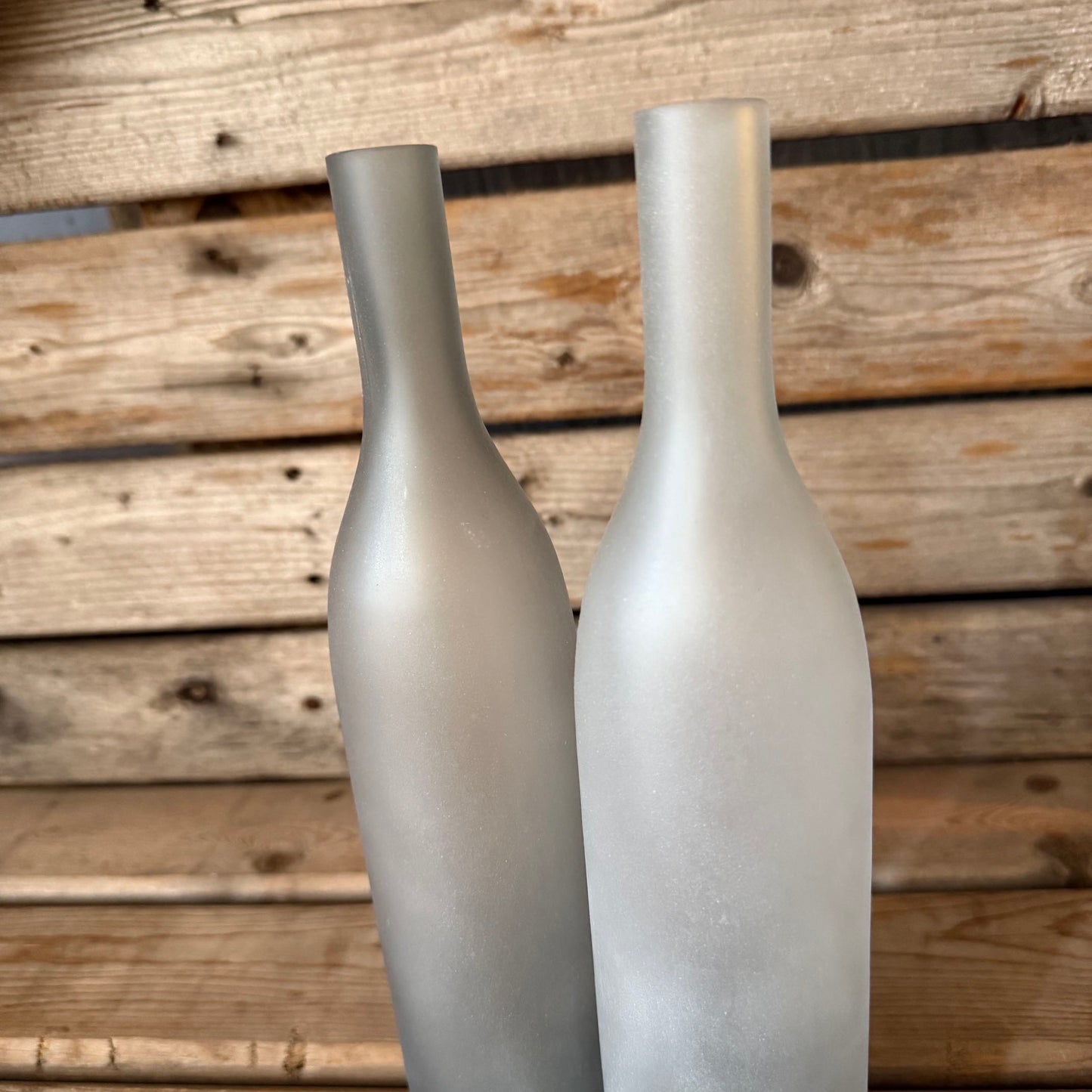Satinierte Glasflaschen