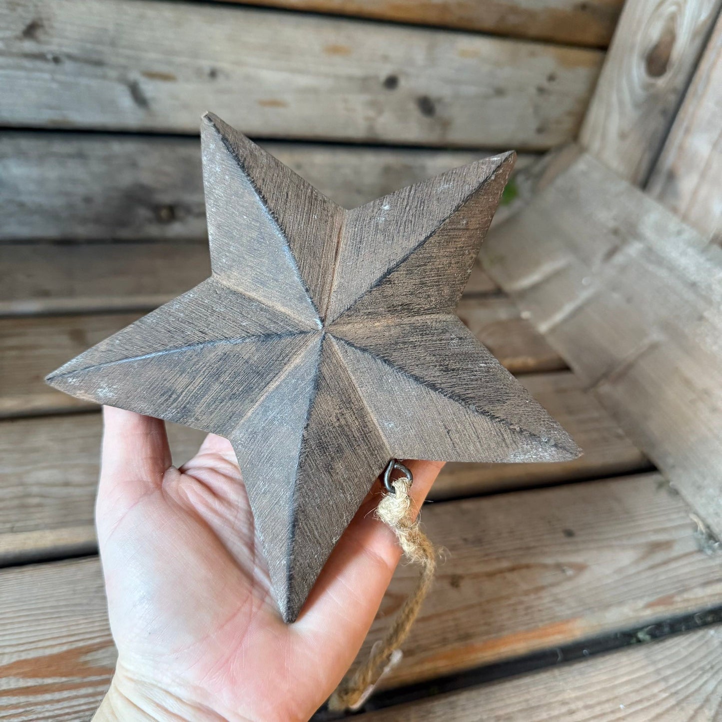 Rustikaler Holzstern
