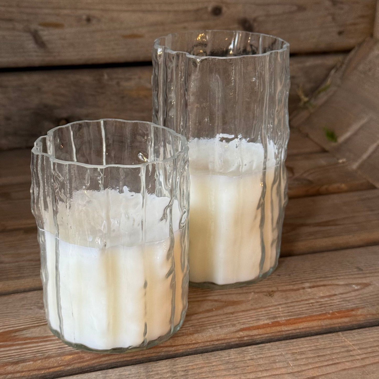 Naturinspirierte Glasvase inkl. Kerzenwachs